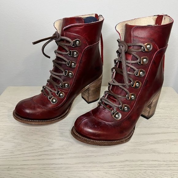 BNIB Freebird Red Borow Size 9 - Picture 3 of 5